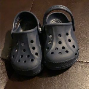 Toddler crocs size 4-5c